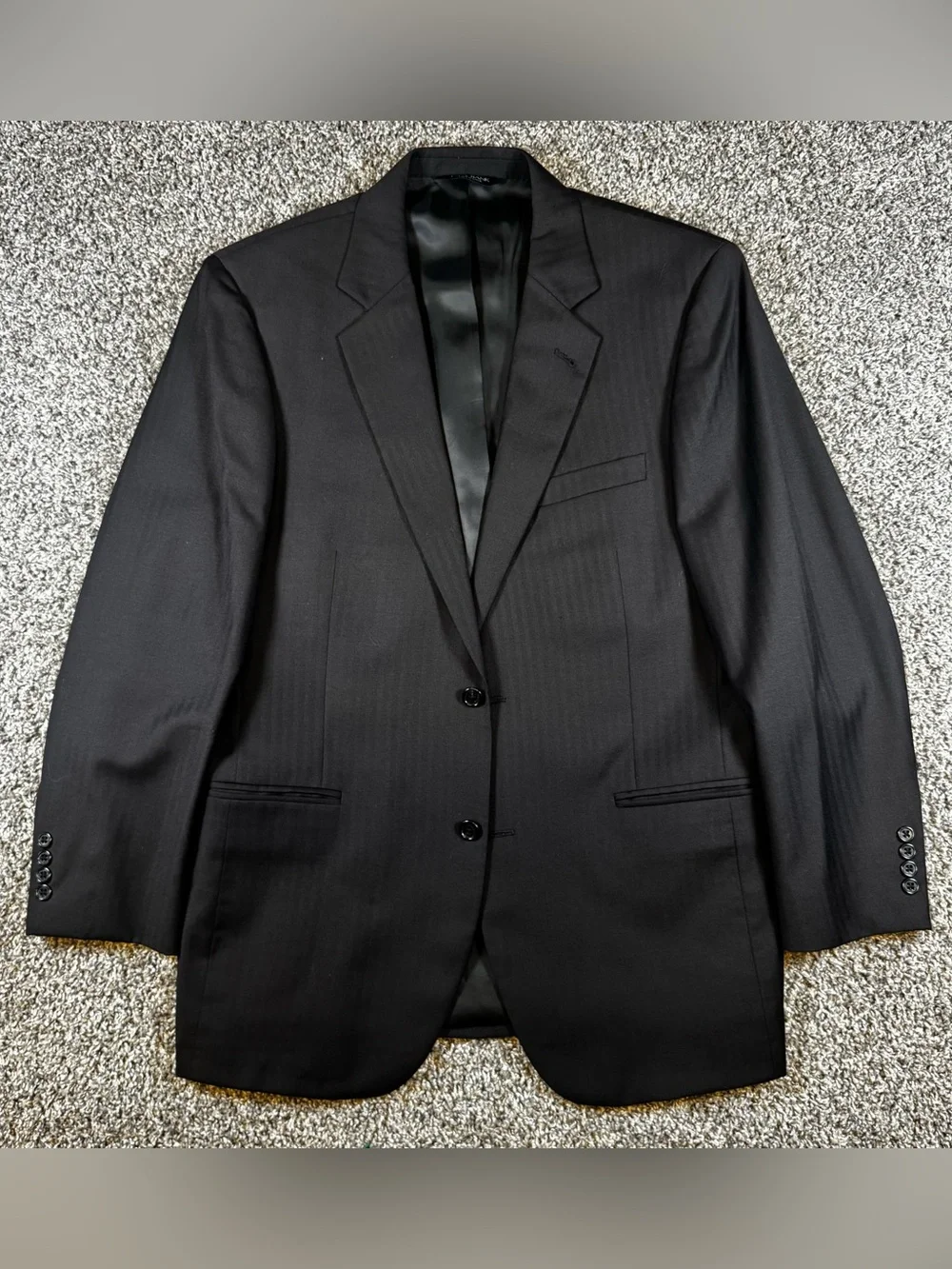 Jos A Bank Signature 2-Piece Suit 42R 36x32 Black Stripe Wool Pleated Cuffed